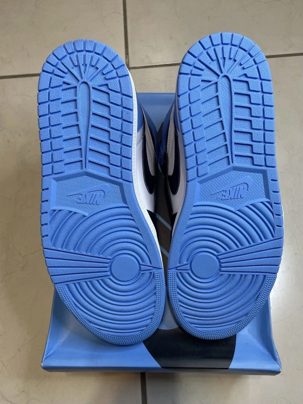 Jordan 1 High Blue Toe Size 11 Brand New